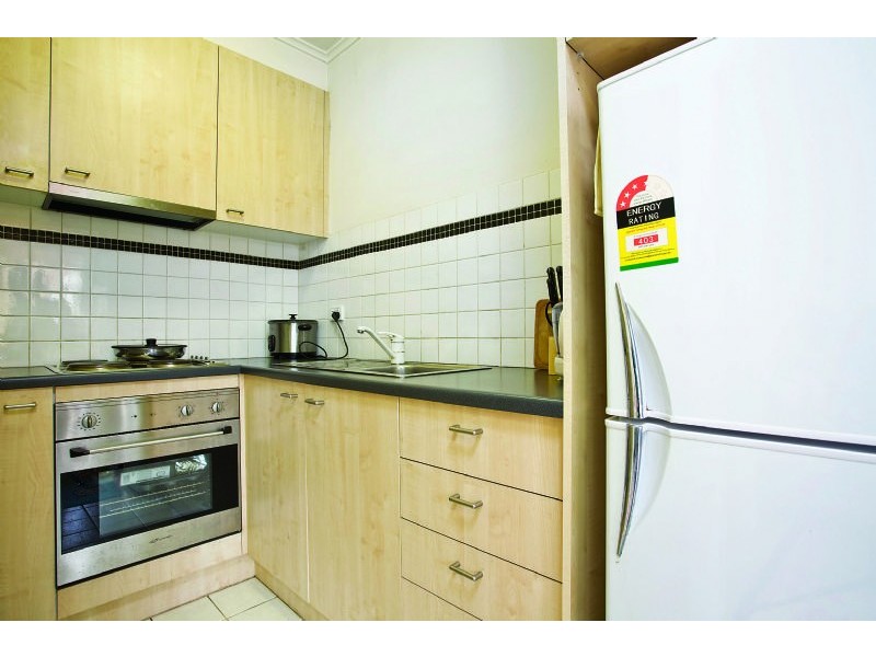 8/7 Truganini Rd, Carnegie VIC 3163