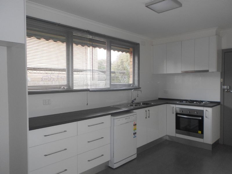 6/2 Garden Avenue, Glen Huntly VIC 3163