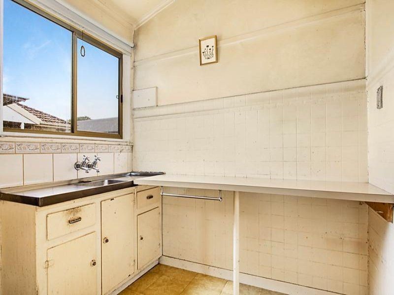 28 Cadby Ave, Ormond VIC 3204