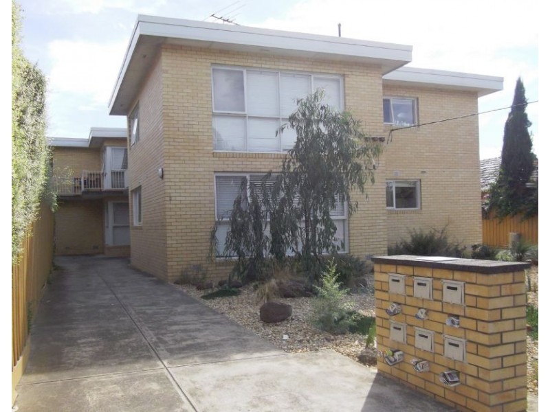 2/9 Parton Court, Glen Huntly VIC 3163