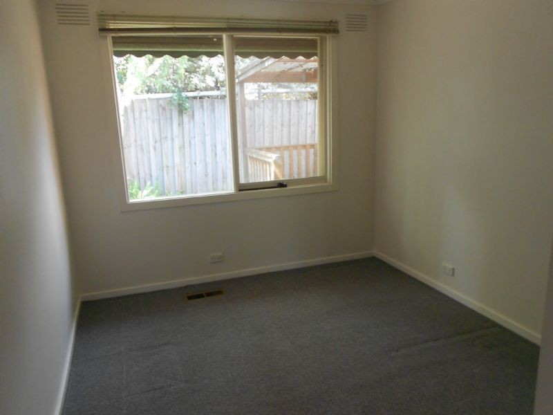 2/1 Lloyds Avenue, Caulfield East VIC 3145