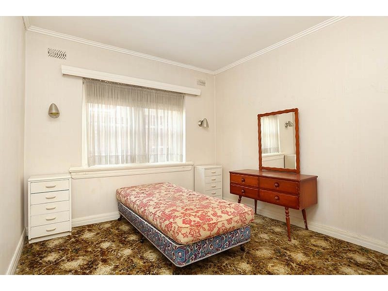 42 Ulupna Rd, Ormond VIC 3204