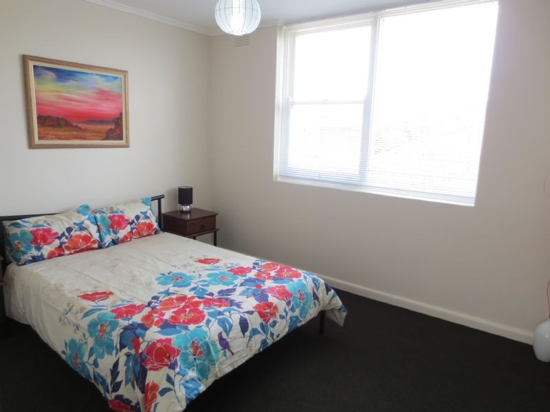 10/8 Rosedale Ave, Glen Huntly VIC 3163