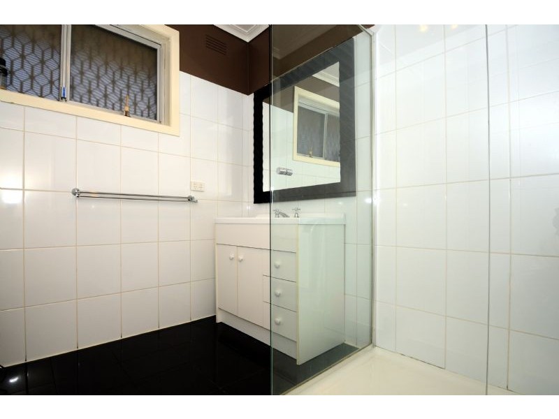 4/143 Grange Rd, Carnegie VIC 3163