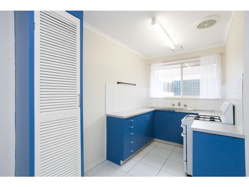 2/4 Wattle Gve, Mckinnon VIC 3204