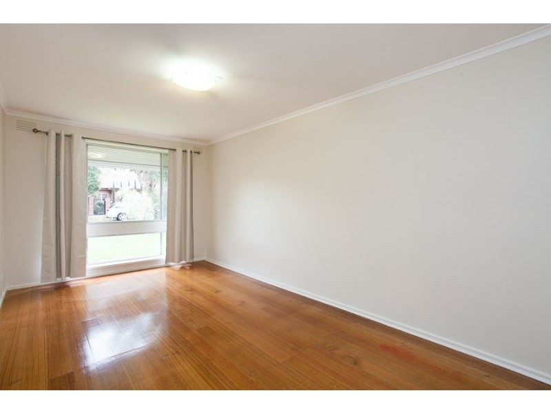 2/4 Wattle Gve, Mckinnon VIC 3204