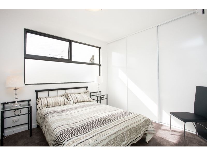 409 Hawthorn Rd, Caulfield South VIC 3162