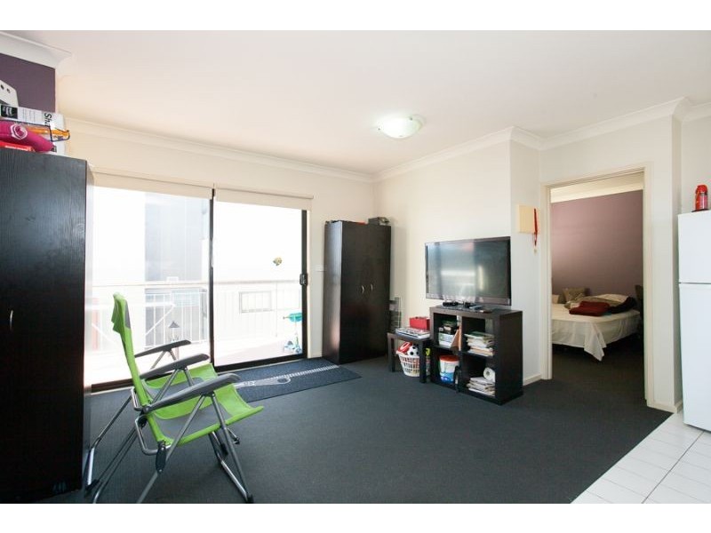 4/3 Royal Lane, Glen Huntly VIC 3163