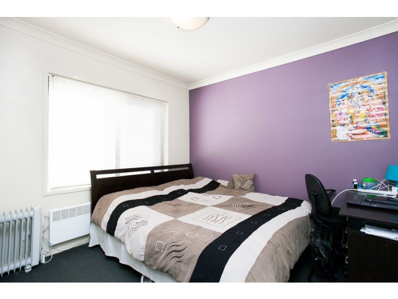 4/3 Royal Lane, Glen Huntly VIC 3163