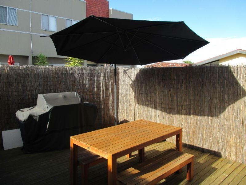 3/1204 Glenhuntly Rd, Glen Huntly VIC 3163