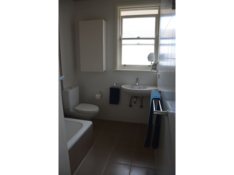 43 Karnak Rd, Ashburton VIC 3147