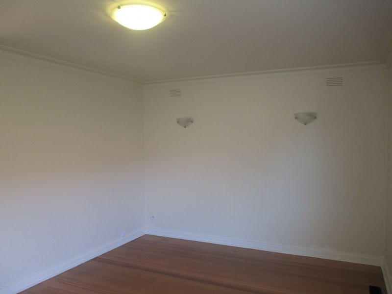 2/3 Garden Avenue, Glen Huntly VIC 3163