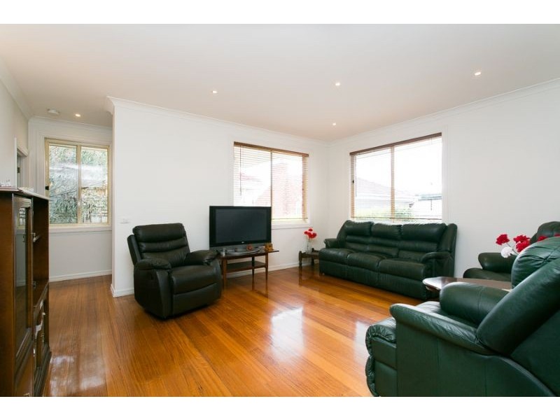 2/12 Bruthen St, Moorabbin VIC 3189