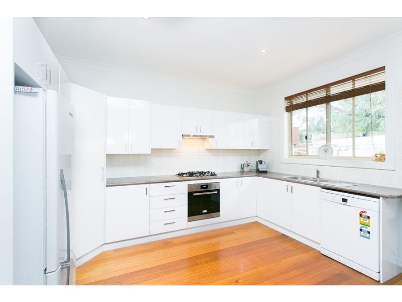 2/12 Bruthen St, Moorabbin VIC 3189