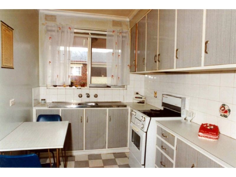 12/1080 Glenhuntly Rd, Glen Huntly VIC 3163