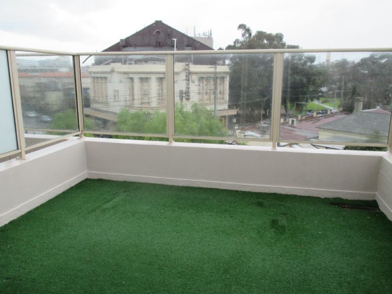 9/35 Carlisle Street, St Kilda VIC 3182