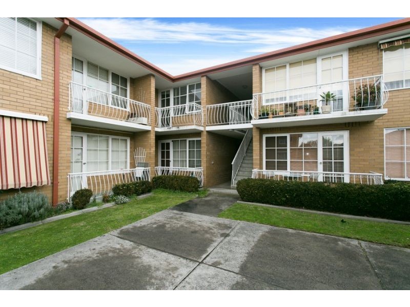 13/133 Grange Rd, Glen Huntly VIC 3163