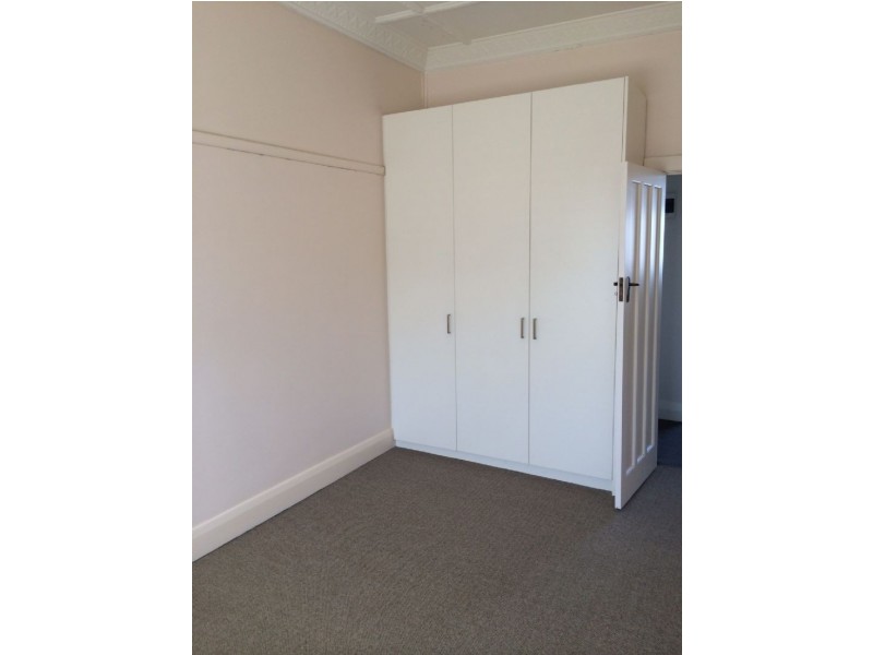 Rear upstairs/115 Koornang Road, Carnegie VIC 3163