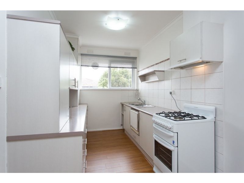 7/14 Kokaribb Rd, Carnegie VIC 3163