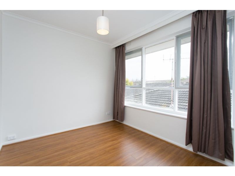 7/14 Kokaribb Rd, Carnegie VIC 3163