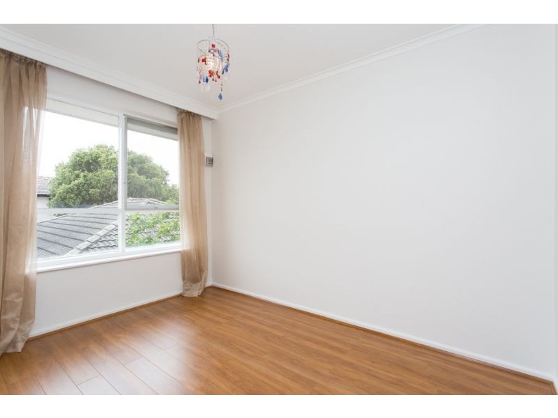7/14 Kokaribb Rd, Carnegie VIC 3163