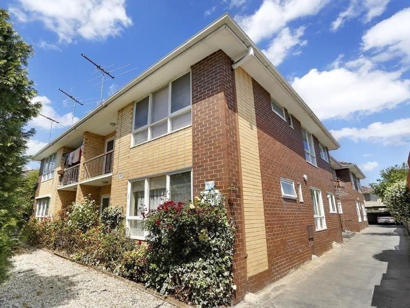 7/14 Kokaribb Rd, Carnegie VIC 3163