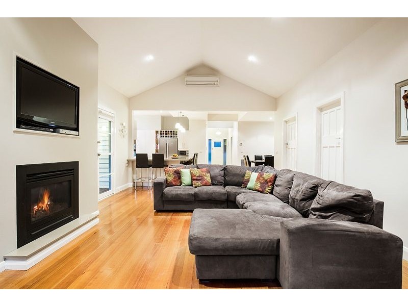 54 Belsize Avenue, Carnegie VIC 3163