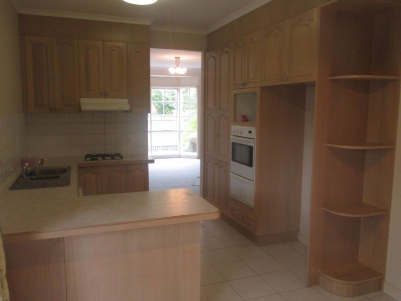 1/1 Mernda Avenue, Carnegie VIC 3163