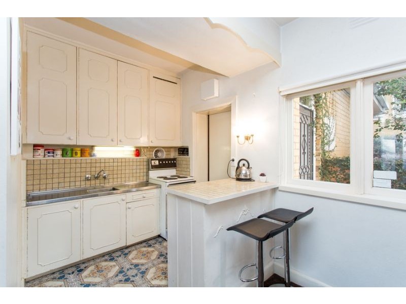 1/68 Mathoura Road, Toorak VIC 3142