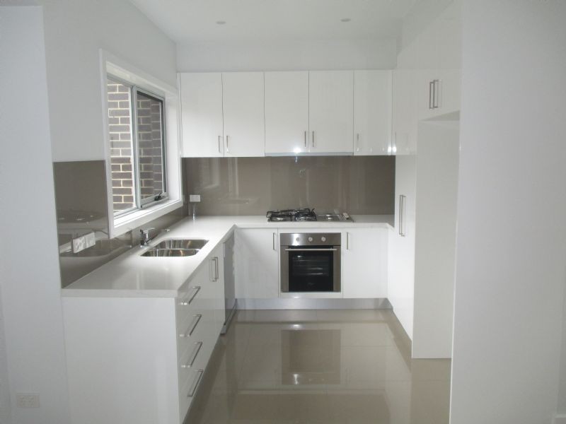 2/125 East Boundary Road, Bentleigh East VIC 3165