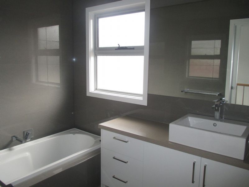 2/125 East Boundary Road, Bentleigh East VIC 3165