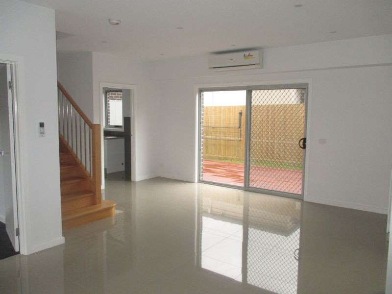 2/125 East Boundary Road, Bentleigh East VIC 3165