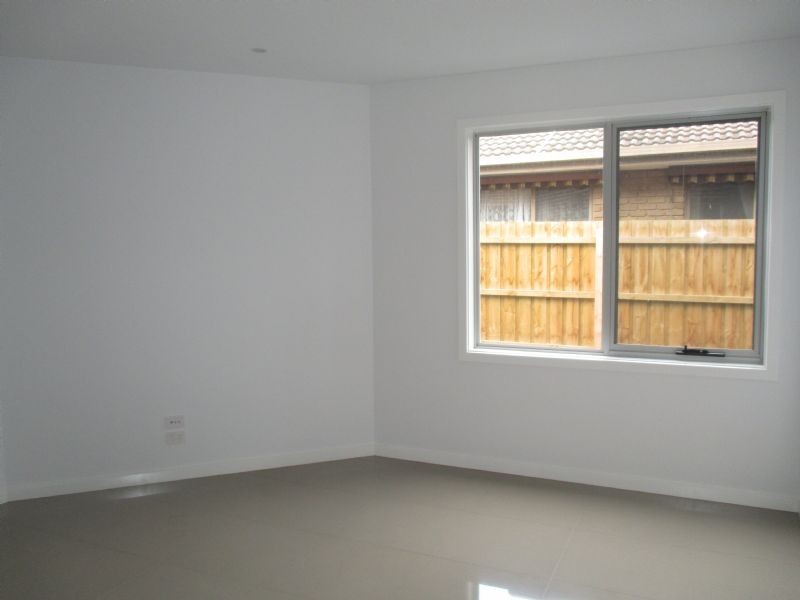 2/125 East Boundary Road, Bentleigh East VIC 3165