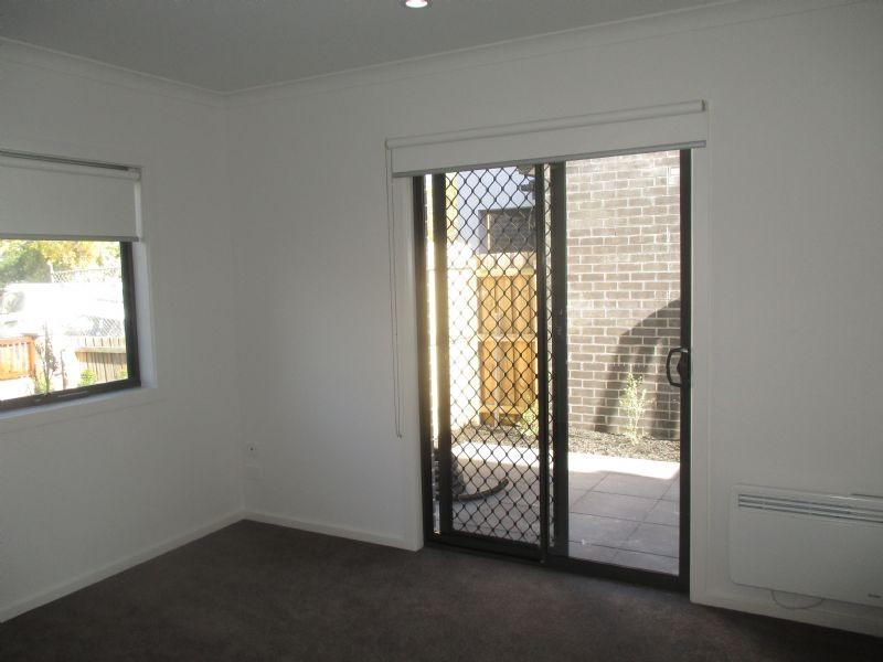 1/4 Hinton Rd, Glen Huntly VIC 3163