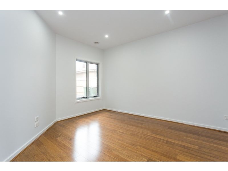 3/125 E Boundary Road, Bentleigh East VIC 3165