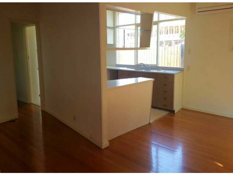 2 Lancaster Street, Bentleigh East VIC 3165