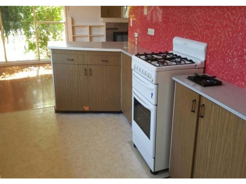 2 Lancaster Street, Bentleigh East VIC 3165