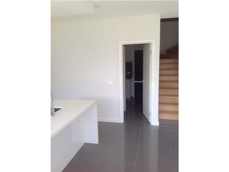 1/1 Warland Rd, Hampton East VIC 3188