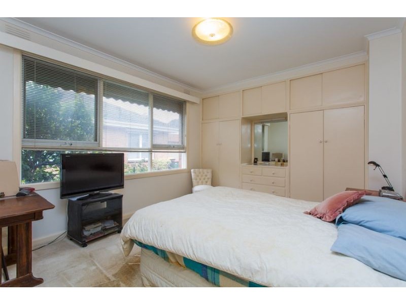 2/4 Park Avenue, Glen Huntly VIC 3163