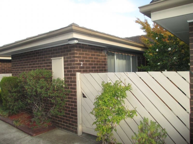 2/10 Wattle Grove, Mckinnon VIC 3204