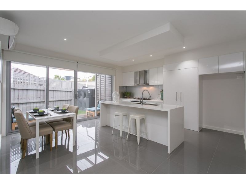 1/1 Warland Road, Hampton East VIC 3188