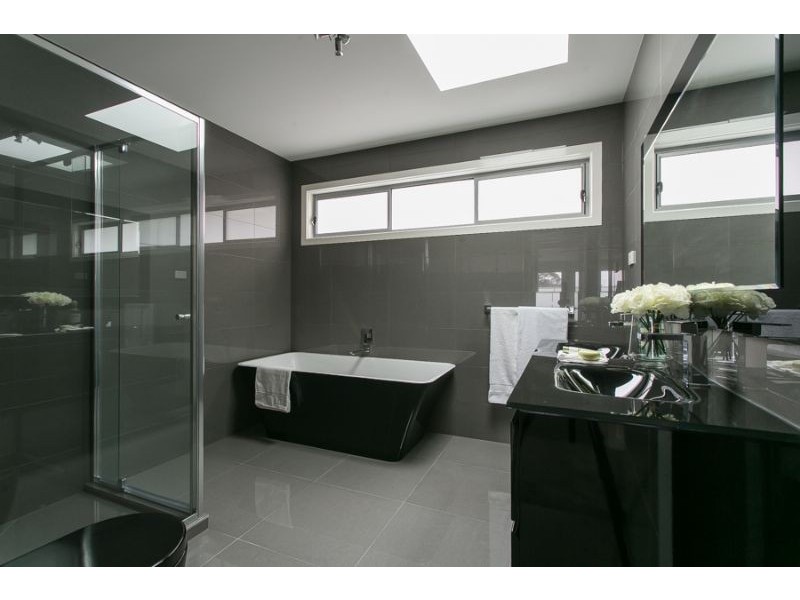 1/1 Warland Road, Hampton East VIC 3188