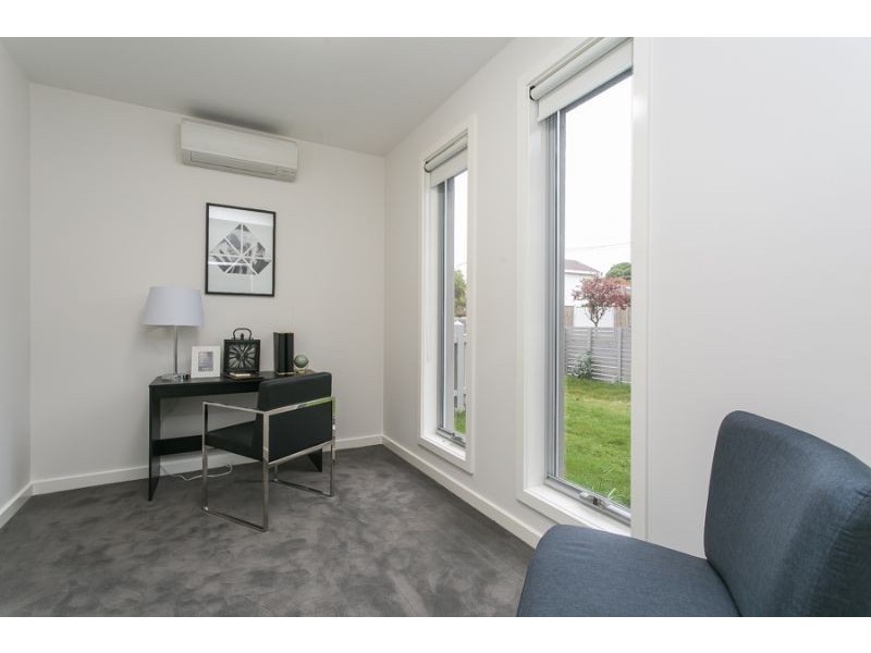 1/1 Warland Road, Hampton East VIC 3188