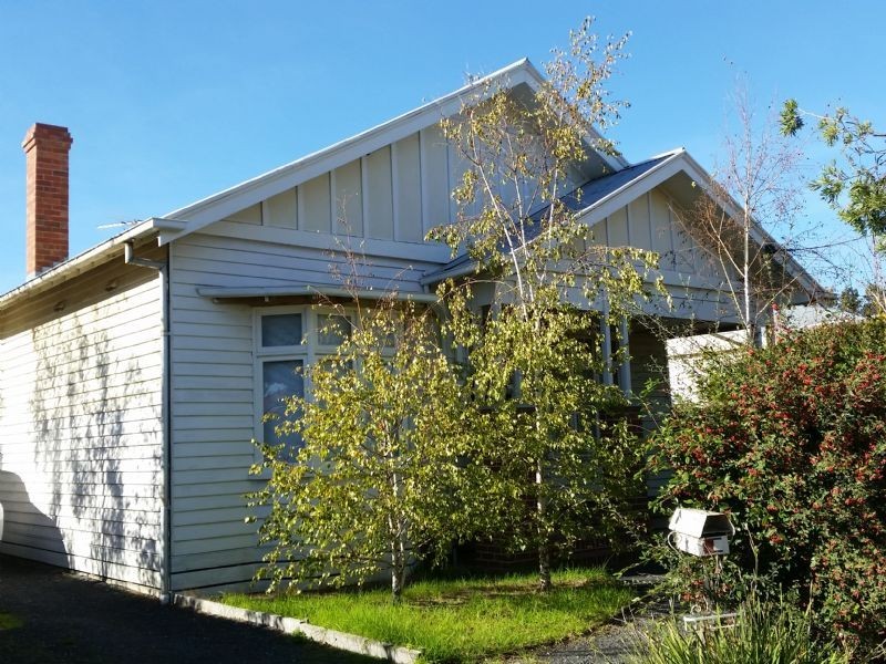 26 Cadby Avenue, Ormond VIC 3204