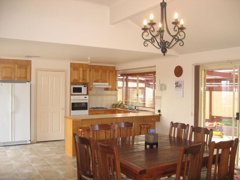 3 Kauri Court, Hampton Park VIC 3976