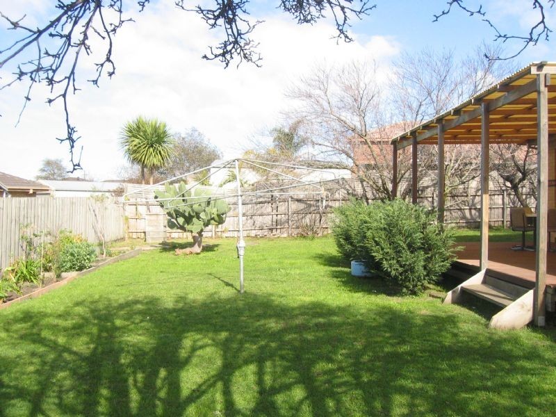 64 Robjant Street, Hampton Park VIC 3976