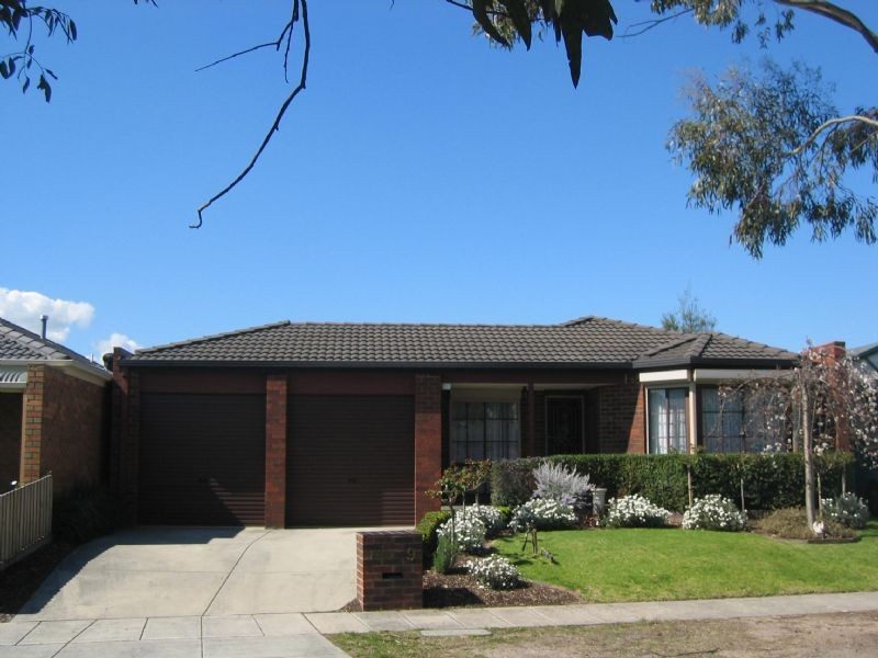 9 Buckley Way, Lynbrook VIC 3975