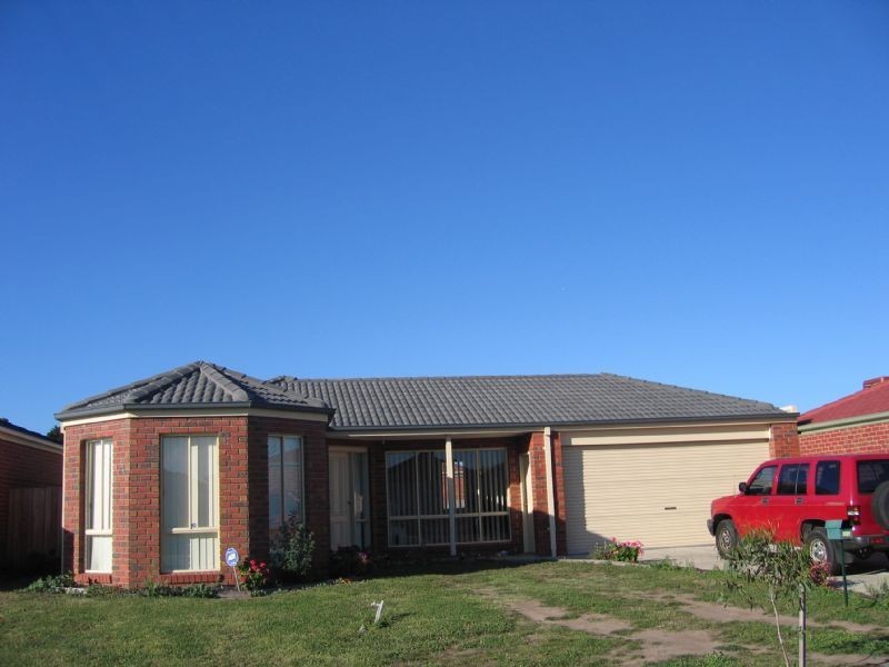 39 Strabane Way, Hampton Park VIC 3976
