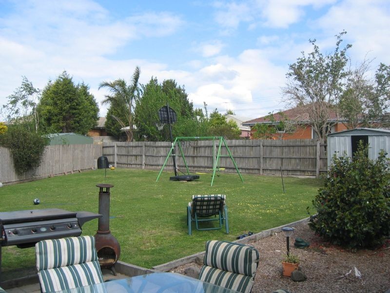 21 Heather Court, Hampton Park VIC 3976