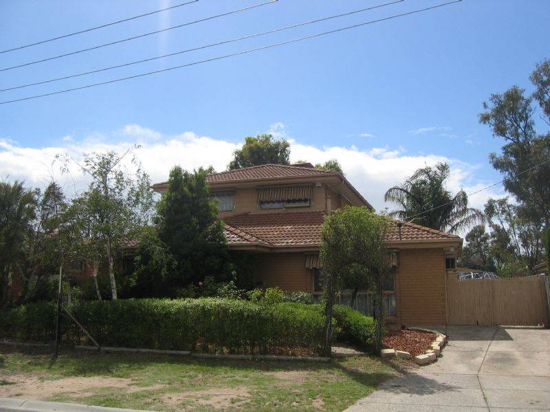 4 Jason Place, Hampton Park VIC 3976